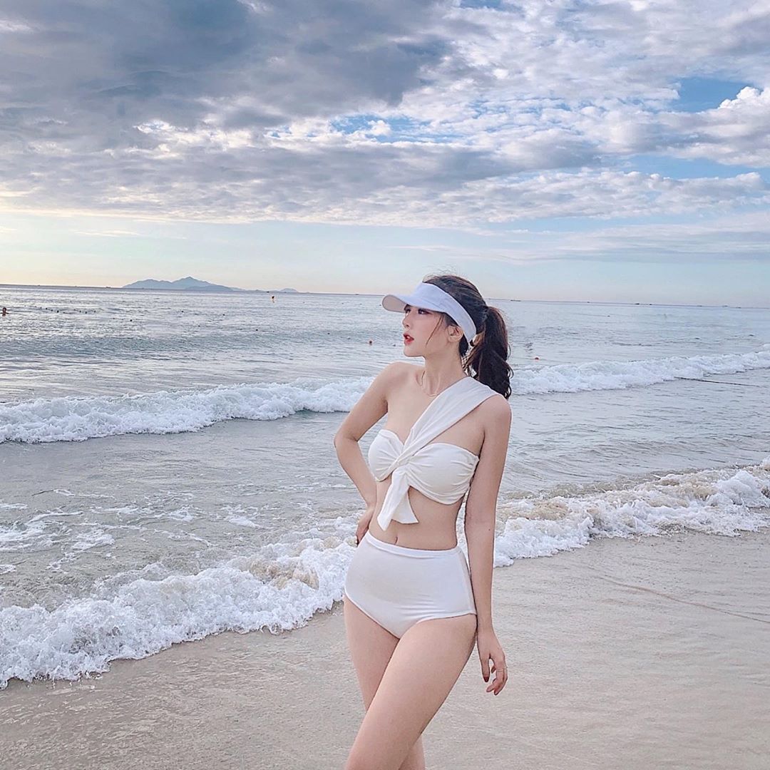 She has over 200,000 followers on her personal page