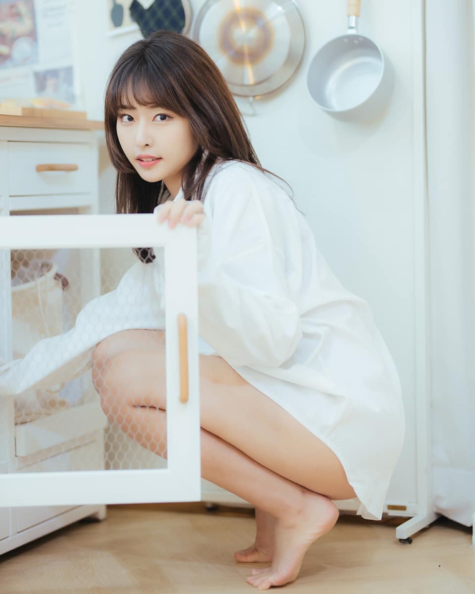 Her cute looks rival top actresses and models