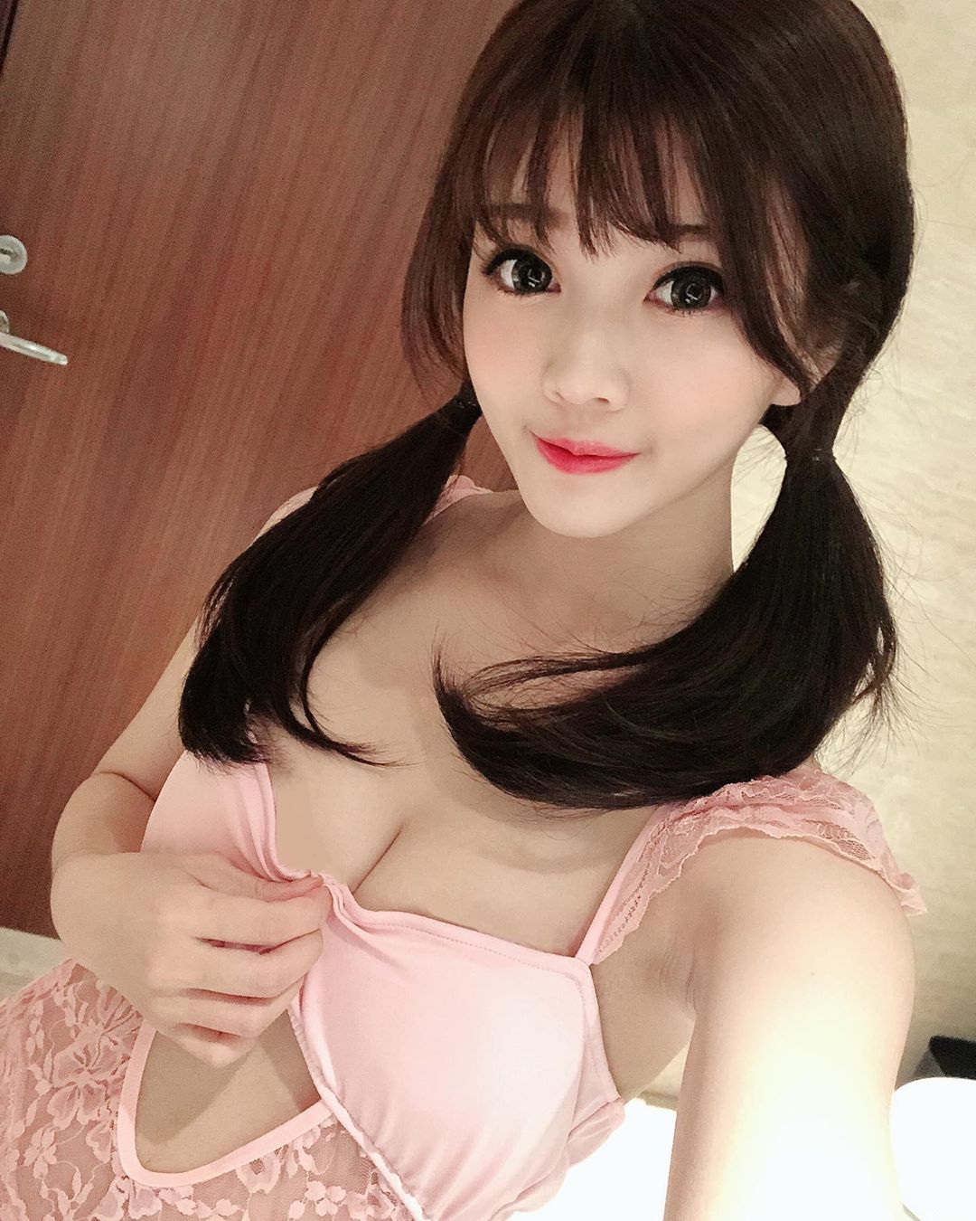 And her incredibly sexy figure