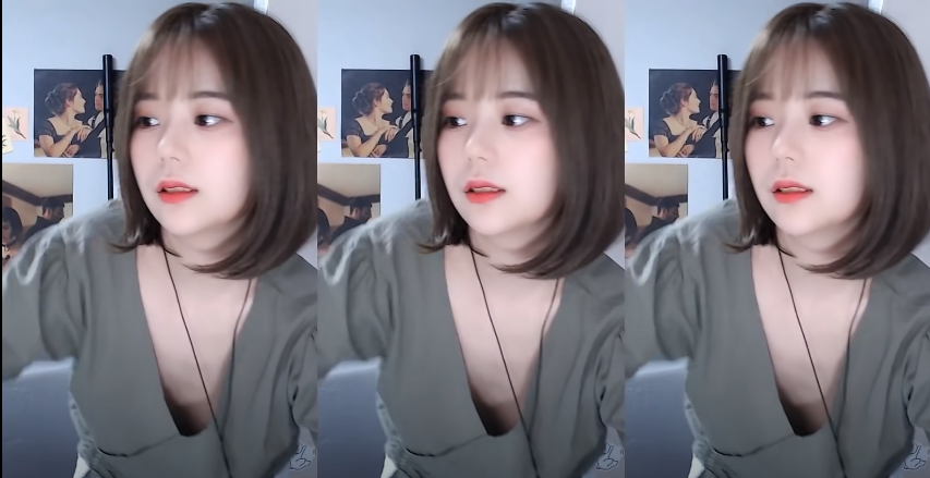 Even more noticeable thanks to her cute, charming face