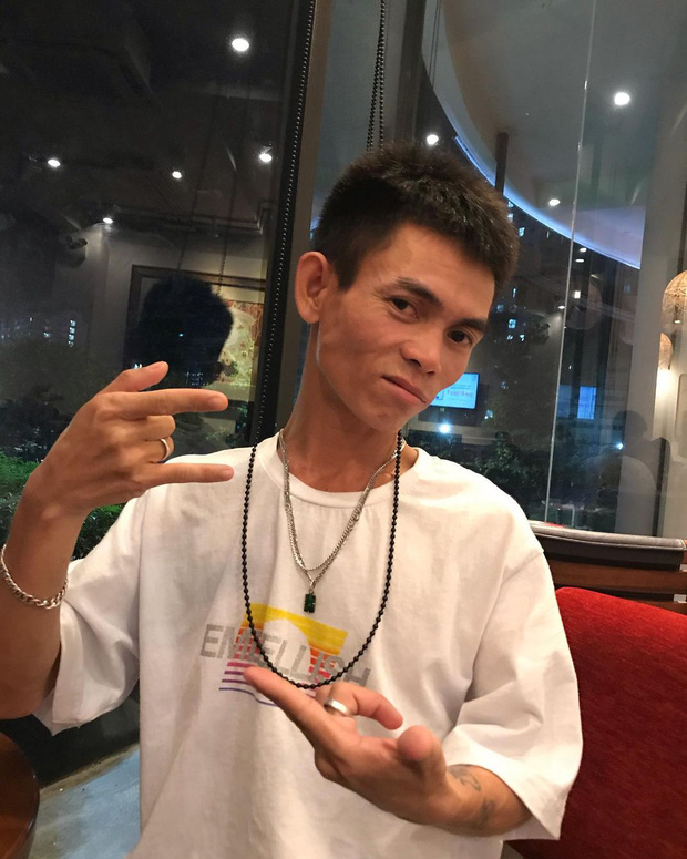 Soytiet Shares Throwback Photo, Fans Shocked by His Real Age 2 Soytiet’s mature look makes fans guess he’s 50