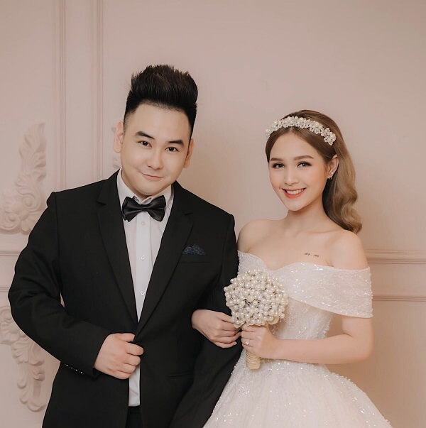 Xemesis spent over 2 billion VND on his grand wedding