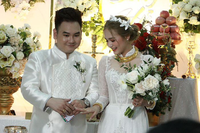 Xemesis wished he could toast every guest at the wedding