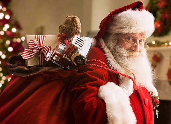 9-Year-Old Gamer’s Epic Christmas Wish List Shocks Santa 1 Kids believe Santa brings gifts to well-behaved children on Christmas Eve
