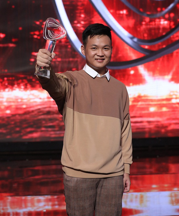 Siêu Trí Tuệ season 1 contestant Hà Việt Hoàng
