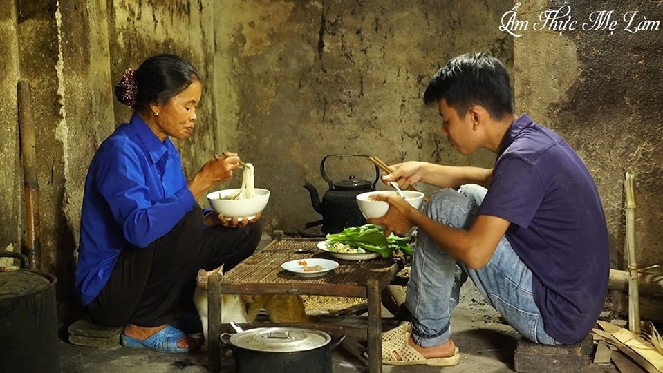 Meanwhile, Mom’s Cooking keeps winning hearts with its simple, peaceful vibe
