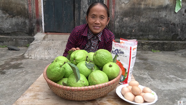 Ingredients for Bà Tân Vlog's crispy fried guava