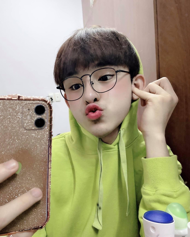 Trần Đức Bo Struggles as TikTok Channel Gets Deleted 4 Maybe he’s about to start a career as a YouTuber