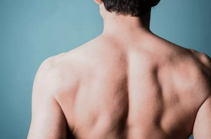 Turns out women prefer lean guys over super muscular ones