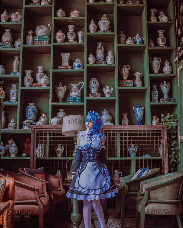 Rem cosplay by 衣衣 with bunny ears