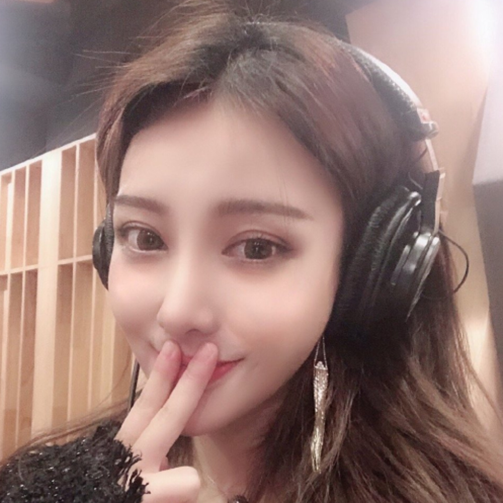 After dodging questions, she chooses to stay silent