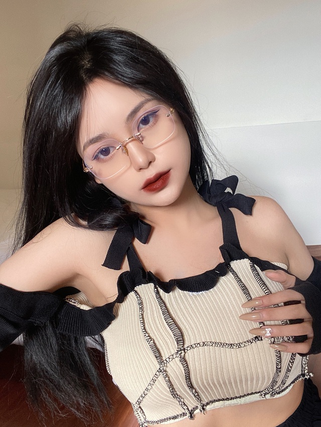 The hot girl embraces a sexy style