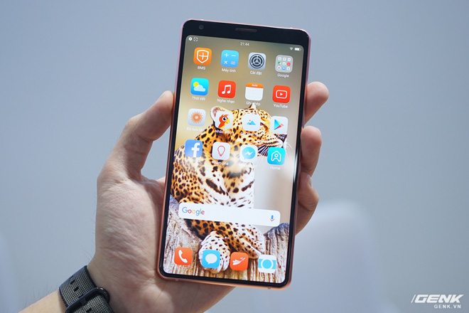 BKAV CEO Talks Bphone Icons and Design Breakthroughs 4 Creating icons with smooth rounded corners is a 'major headache for designers worldwide,' says Quảng