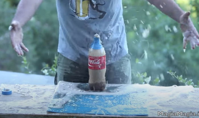 YouTuber Tests Mentos and Coke Reaction Inside a Condom 5 This is how the experiment ended