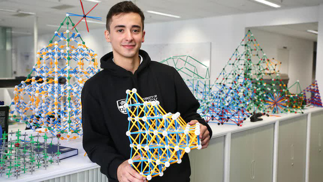 Student Solves 20-Year Quantum Computing Challenge with One Line of Code 2 Pablo Bonilla, second-year University of Sydney student