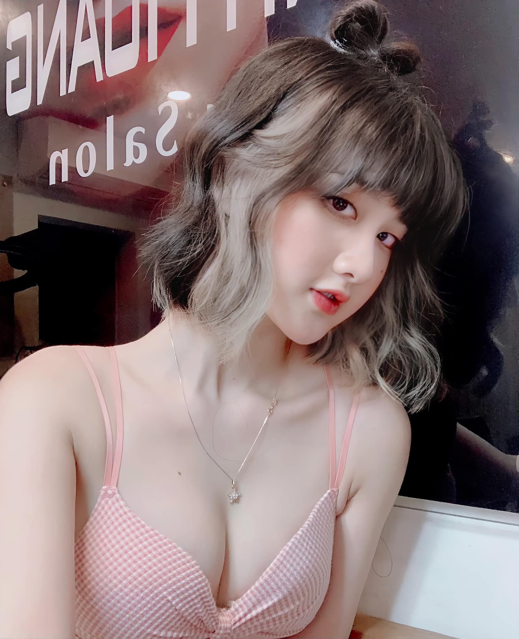 From Grab Driver to Stunning Model: Pham Thi Hang's Stunning Glow-Up 3 Currently attracting tons of attention online