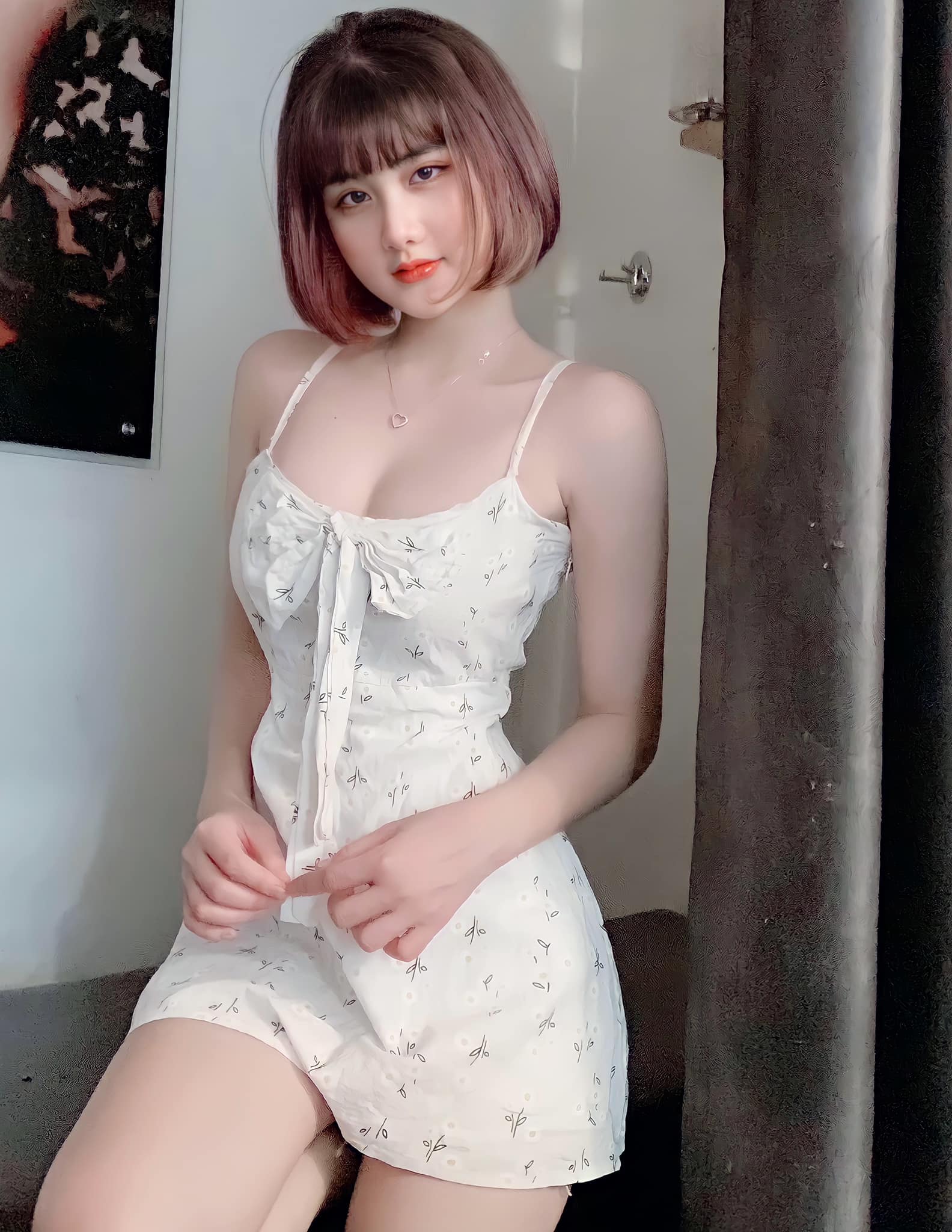 From Grab Driver to Stunning Model: Pham Thi Hang's Stunning Glow-Up 7 Her beauty has grown hotter and more mature over time