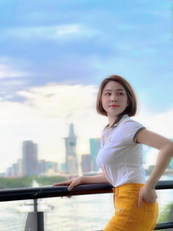 Tram Anh Opens Up About Past, Single Life, and Luxury Gifts 2 Tram Anh studying abroad
