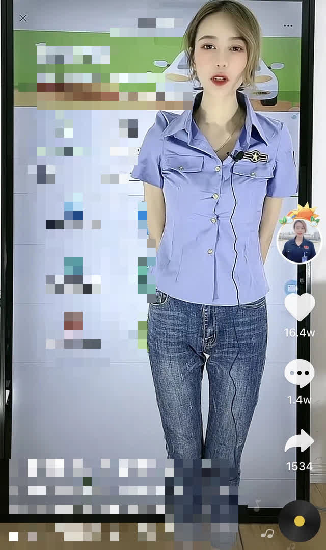 An An vowed never to wear a dress on stream again