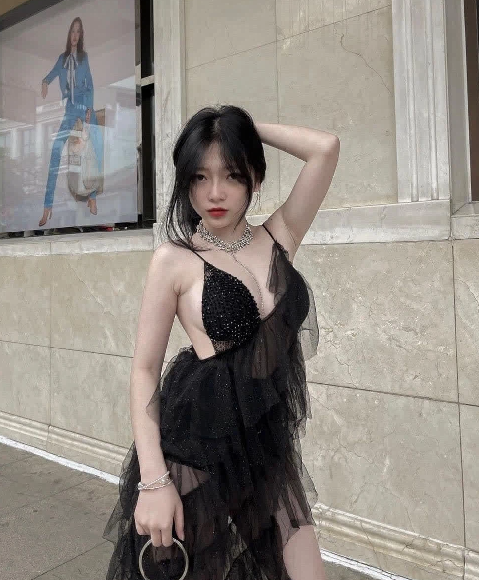 Linh Chichan street style