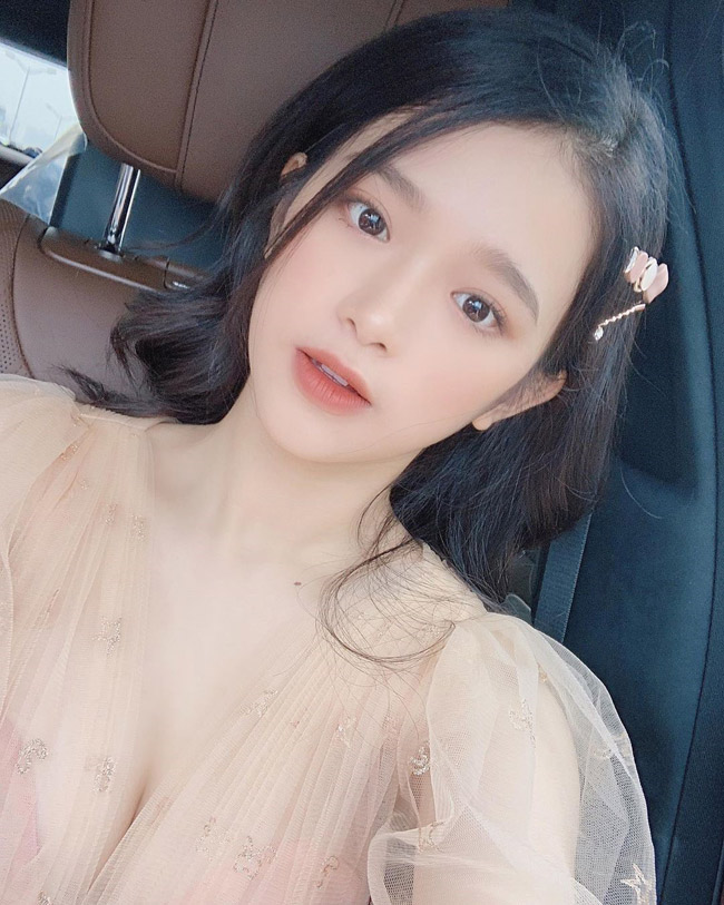 Past photos of Linh Ka that many fans praised