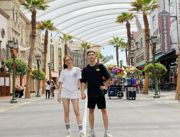 Team Flash Mid Laner's Girlfriend Claps Back at Haters 1 Thuy Linh lives in the coastal city of Nha Trang and has nearly 50,000 followers.