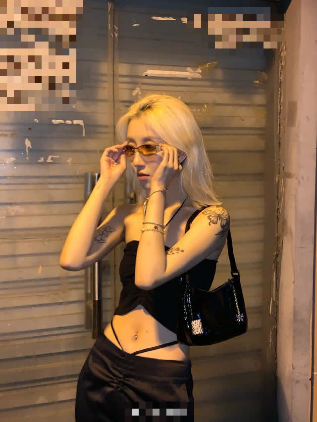 Chinese Model Tiểu Hồng Shares Shocking Abuse Photos from Boyfriend 5 Tia Hng's family vows to sue her boyfriend
