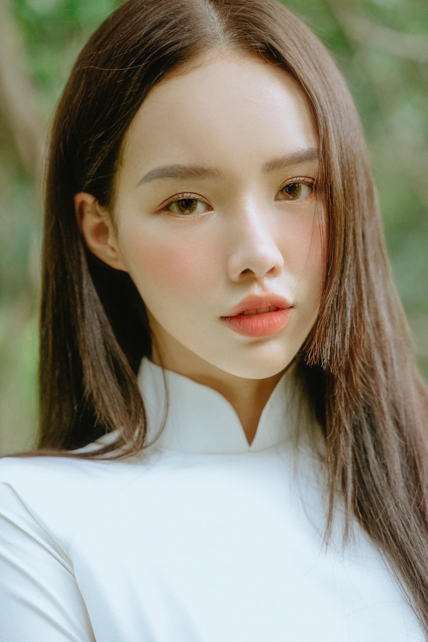 Vietnamese Girl’s Stunning Glow-Up Goes Viral on TikTok 3 Real-life photos of the girl