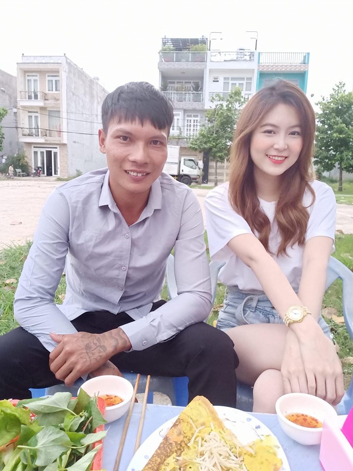 Lộc Fuho Sparks Debate Claiming Mason Work Pays More Than Office Jobs 2 Also known for appearing alongside beautiful girls like hot girl Trân Trần