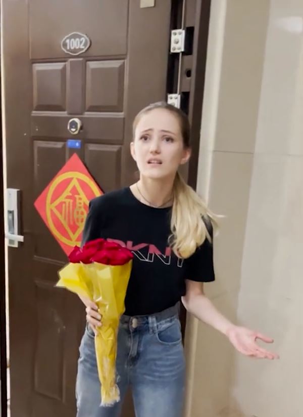 The hilarious ending: turns out she doesn’t understand English either
