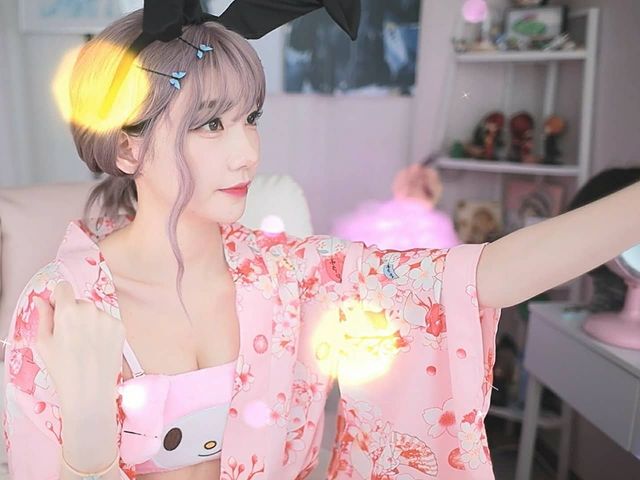 Magenta always brings fresh looks on stream