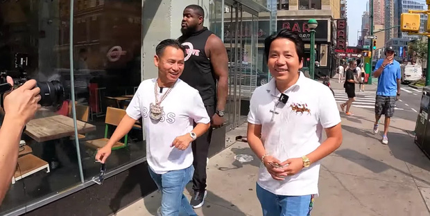 Khoa Pug Reveals Clash with Johnny Dang Over Video Rights 3 photo 1 1638431149312923836877