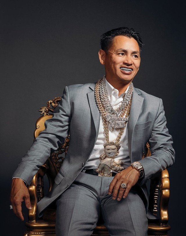 Johnny Đặng jewelry tycoon