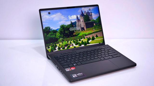 Close-up of ROG Zephyrus G14 screen