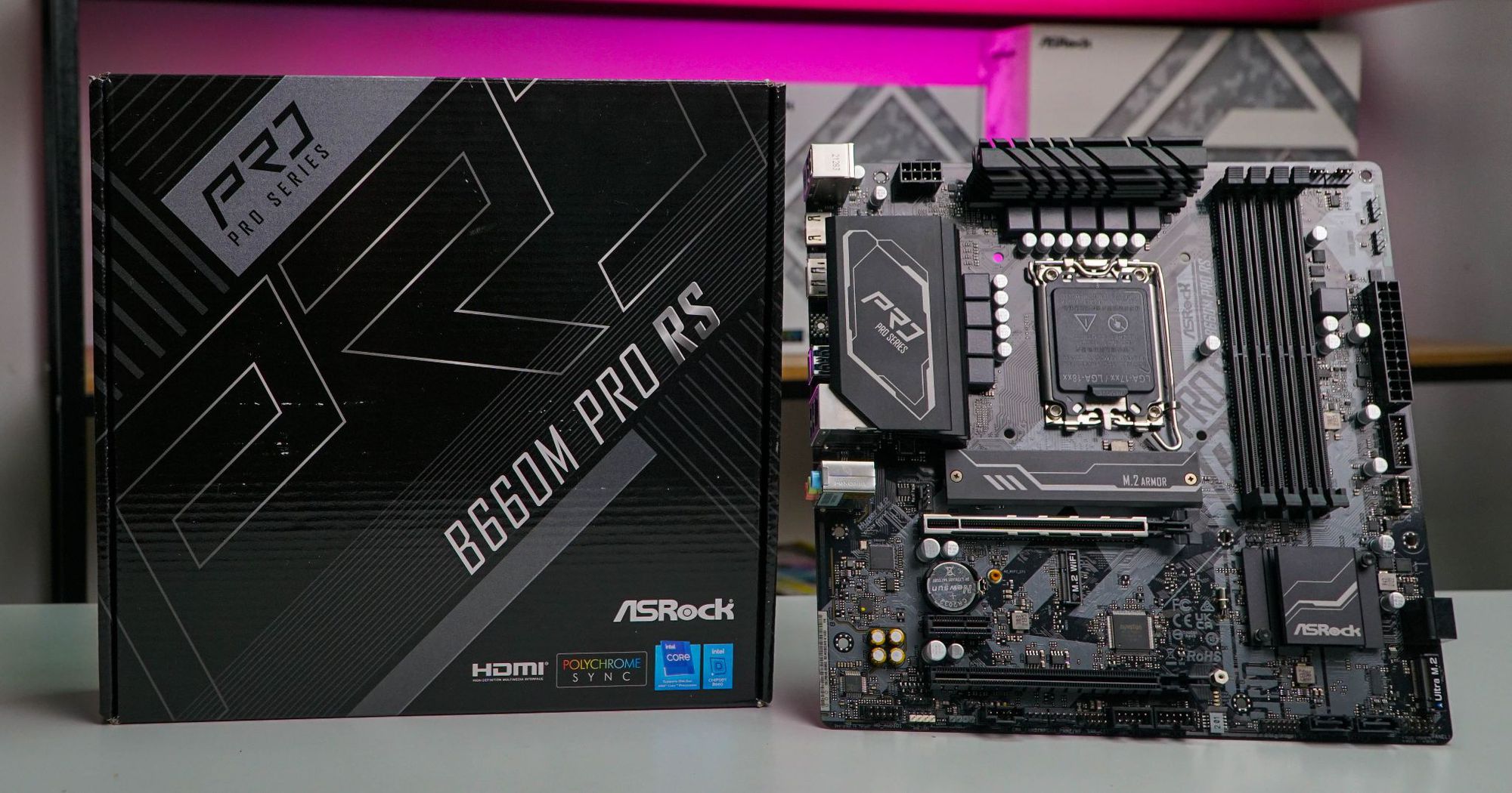 ASRock B660M Pro RS motherboard box