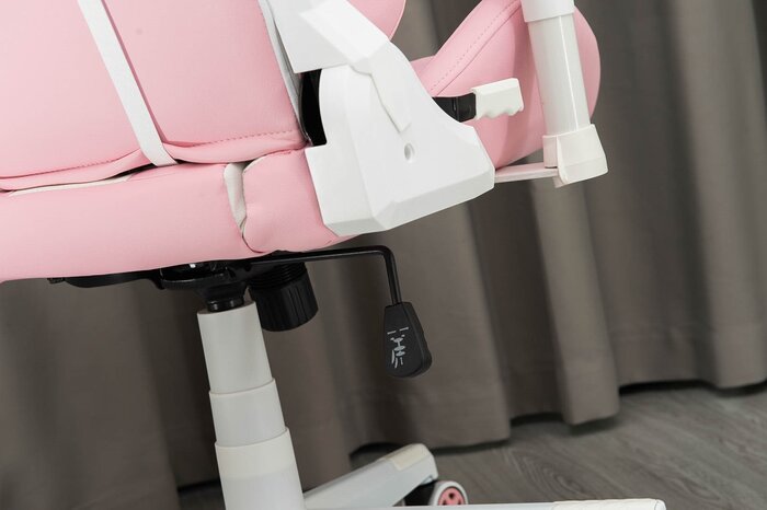 Adjustable armrests