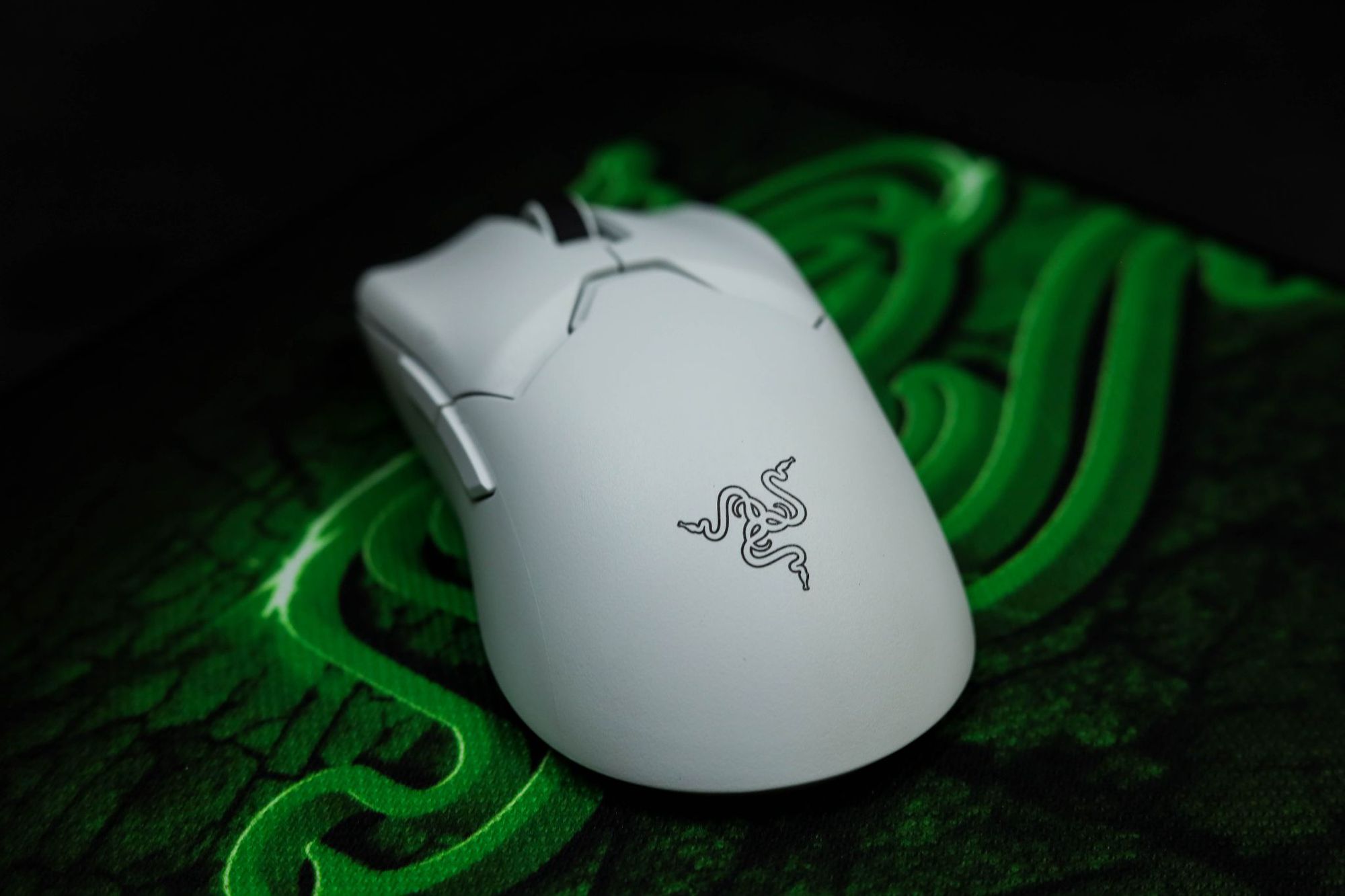 Razer Viper V2 Pro: Ultra-Light Wireless Gaming Mouse 5 photo 4 1656487188614113138459 1656491939370 16564919394371936513298