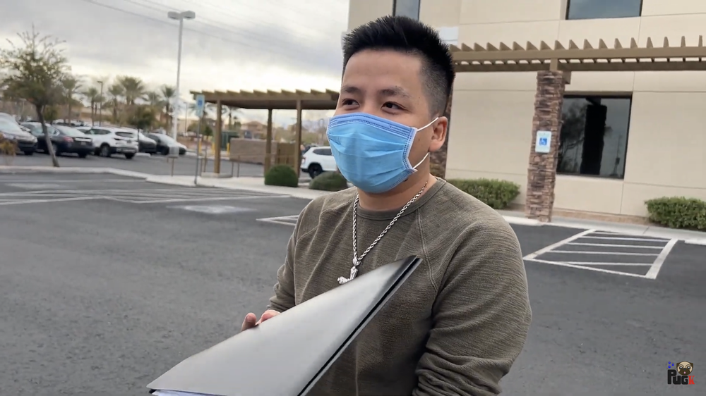 Khoa Pug Returns, Plans $5M Leg-Lengthening Surgery to Hit 1.82m 6 The YouTuber promises detailed updates on his leg-lengthening journey.