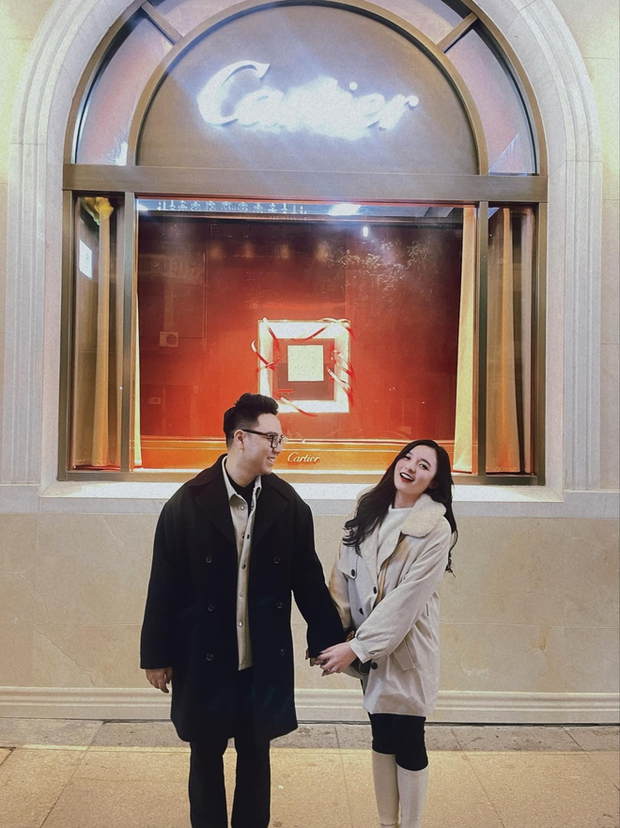 MC Phương Thảo happily with her husband