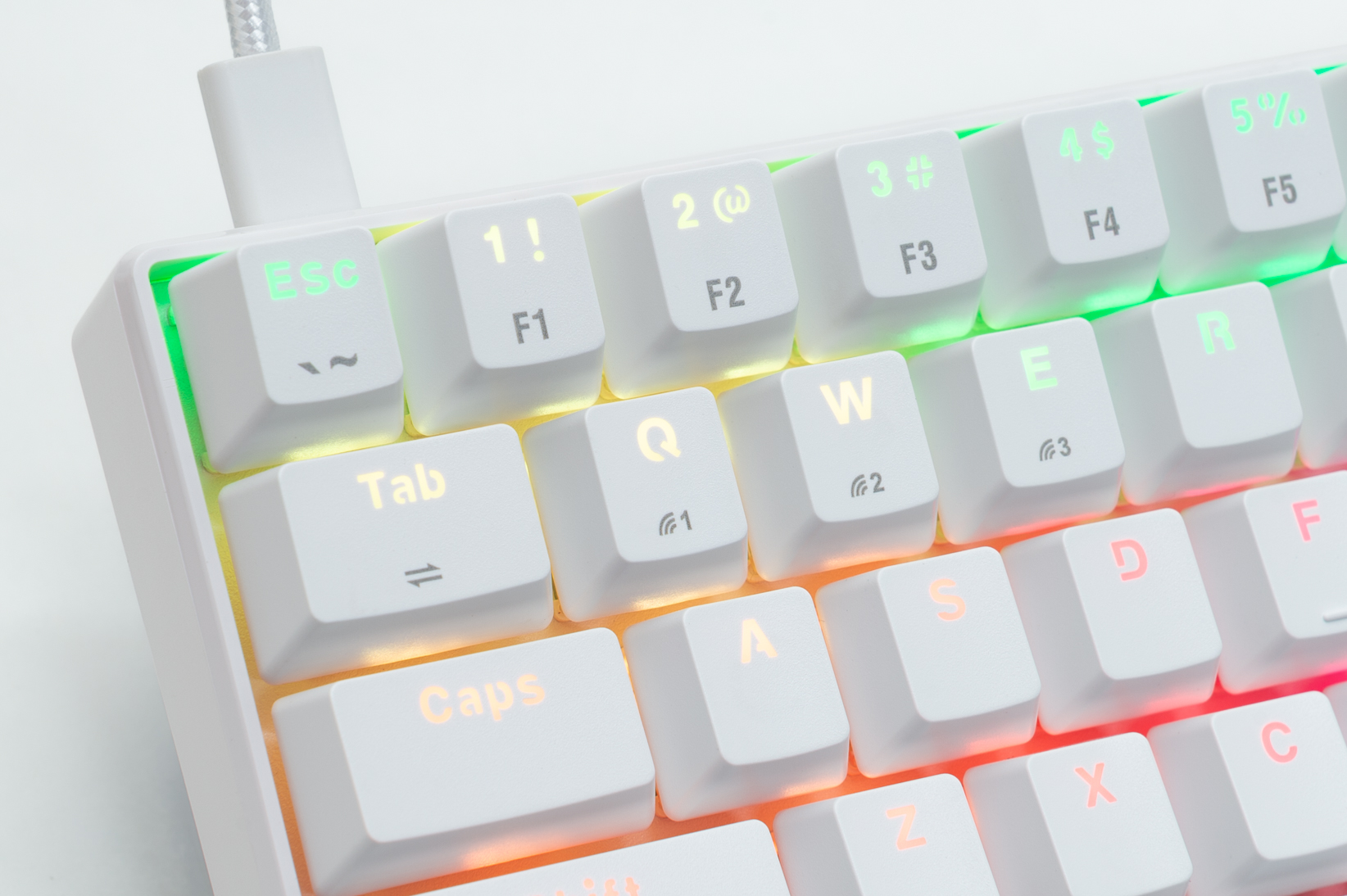 E-DRA EK361W V2 Bluetooth Keyboard: Compact, Wireless, and Affordable 4 With a 2000mAh capacity, much larger than other wireless mechanical keyboards.
