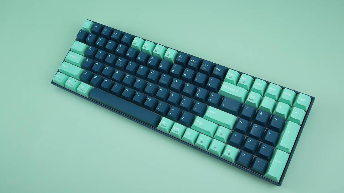 Close-up of GM1000 Spring keyboard colors