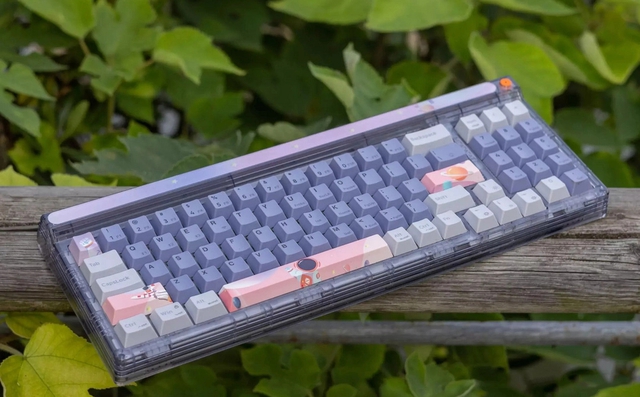 Newmen GM780 Nebula: Compact Wireless Gasket Mechanical Keyboard 2 Four separate keyboards with Nebula themes make the GM780 Nebula even more impressive