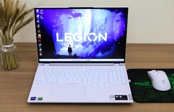 Legion 5i Pro 16-inch 2K display