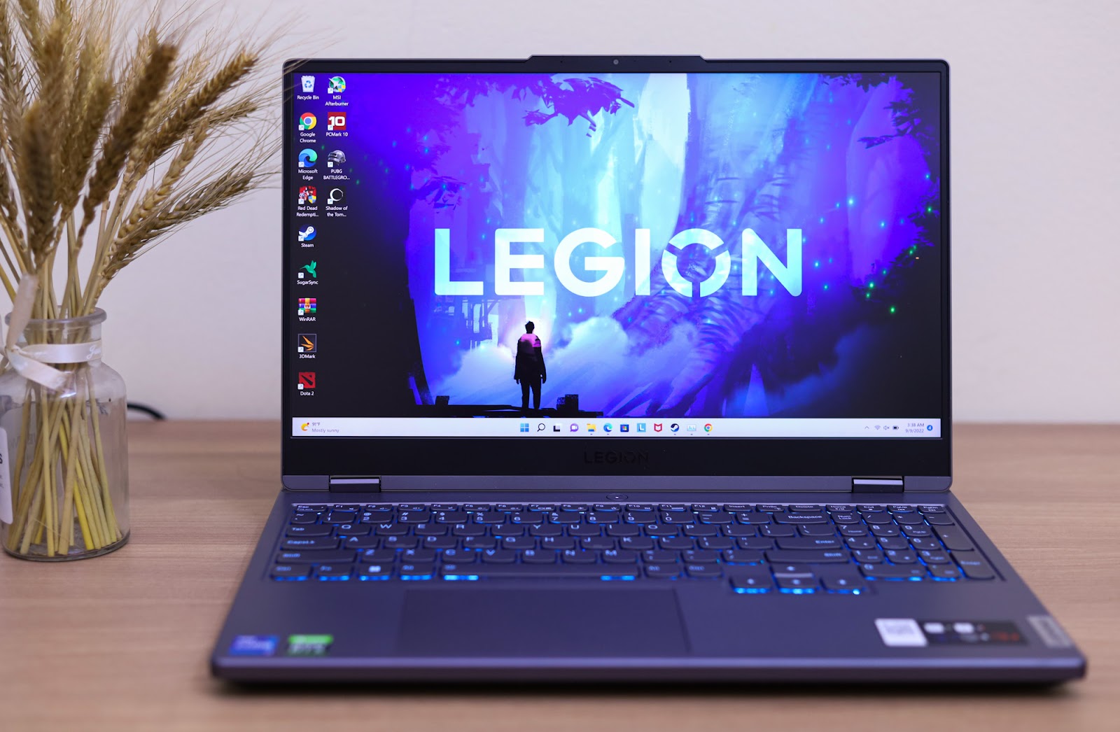 Lenovo Legion 5i 2022 Review: Smooth Gaming Powerhouse 6 Lenovo Legion 5i 2022 screen