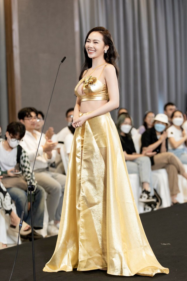 Hoàng Kim Chi posing during Miss Grand Vietnam 2022