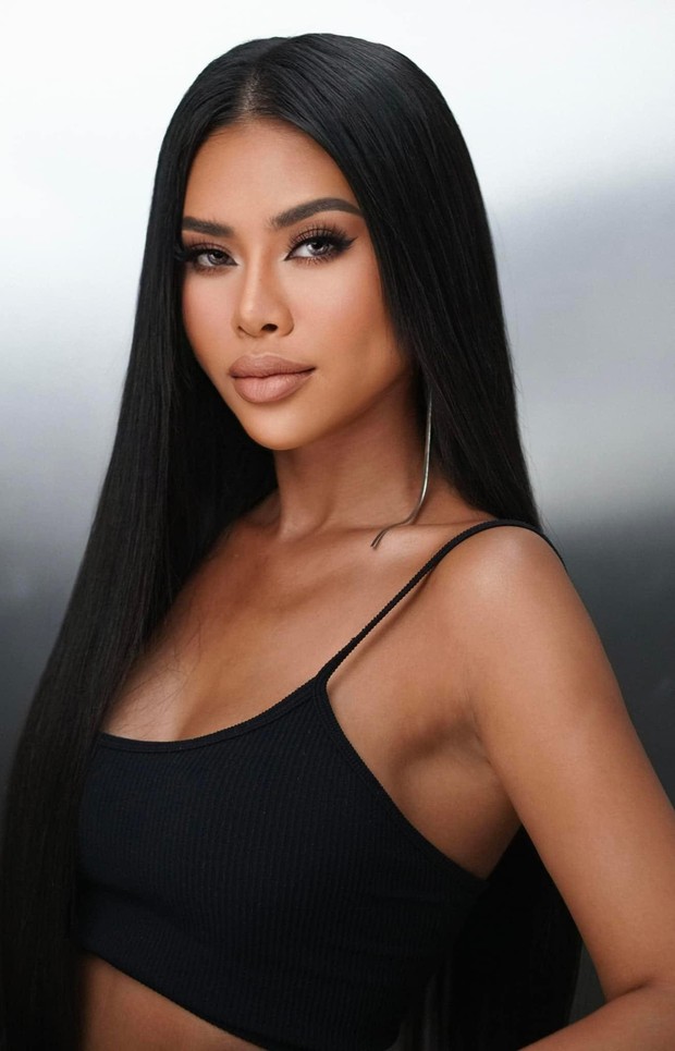 Sharing her reasons for joining Miss Grand Vietnam 2022, Julie said: 'I want to inspire young people with positive energy to dare to think and act. Though I didn’t have much time to prepare, I’m fully determined to conquer the crown. I’ve been improving my catwalk and language skills every day.'