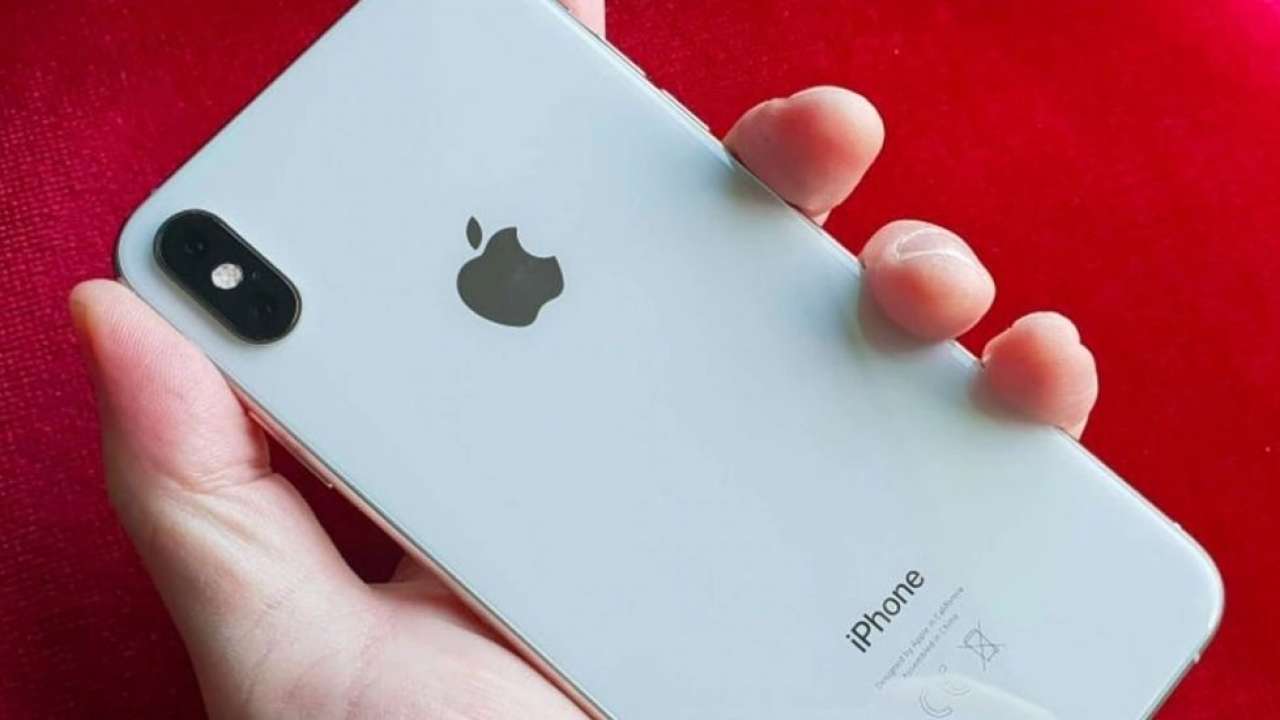 What to Do When Your iPhone Shows 'Charging On Hold' Warning 4 iphone4150221 16659288663351993920919 1666005915424 166600591549799147863