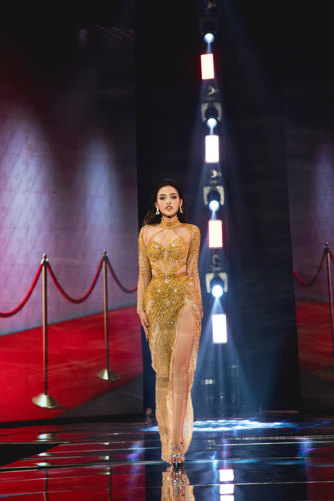 Trần Thanh Tâm’s Epic Falls on the Miss Fabulous International Stage 7 Trần Thanh Tâm has yet to win at Miss Fabulous International 2022