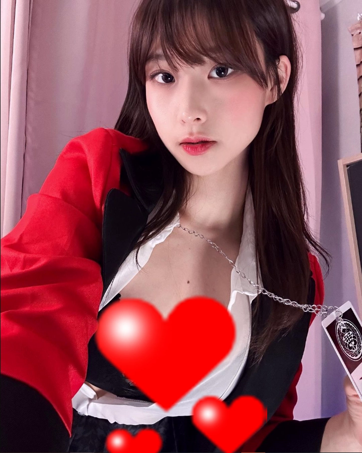 Korean Streamer Shocked by Creepy Offer to Pay for Baby 2 Streamer receives a creepy 'pay me to have your baby' message
