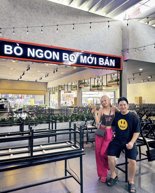 Xoài Non Claps Back at Money Drama in Marriage 4 Xoài Non and husband’s avocado shop